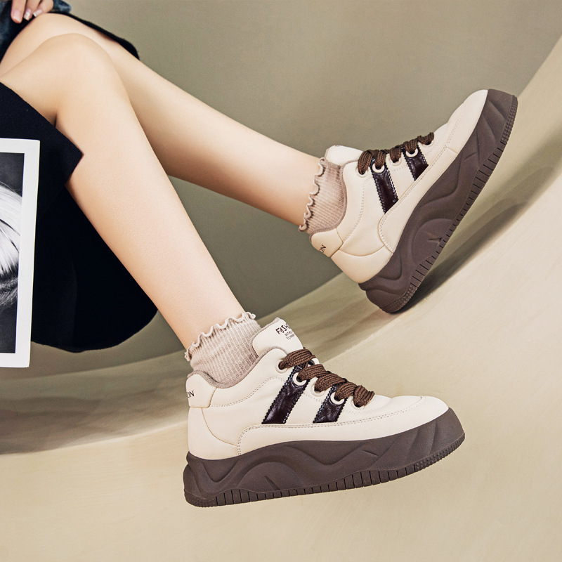 2025 Autumn and Winter Casual Lightweight Comfortable White Sneakers Tiktok Recommended Popular Sports Cotton Shoes Thick-Soled Height-Increasing Snow Boots