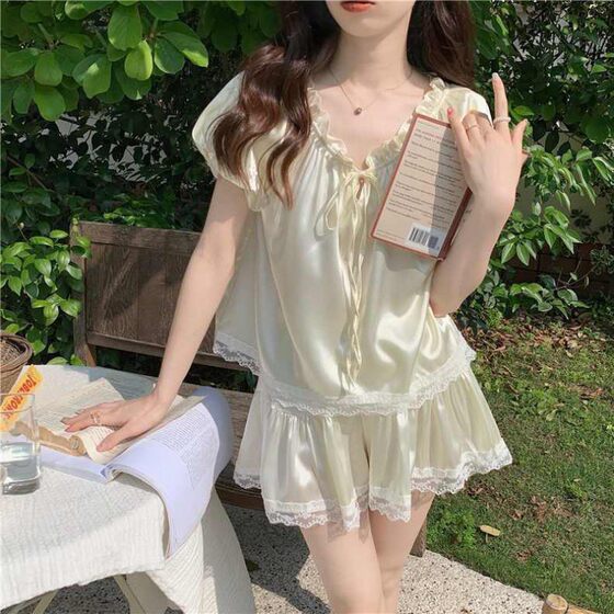 High-value French Design Sense Lace Ice Silk Pajamas Women's Summer Ins Style Short-sleeved Home Clothes Summer Two-piece Set