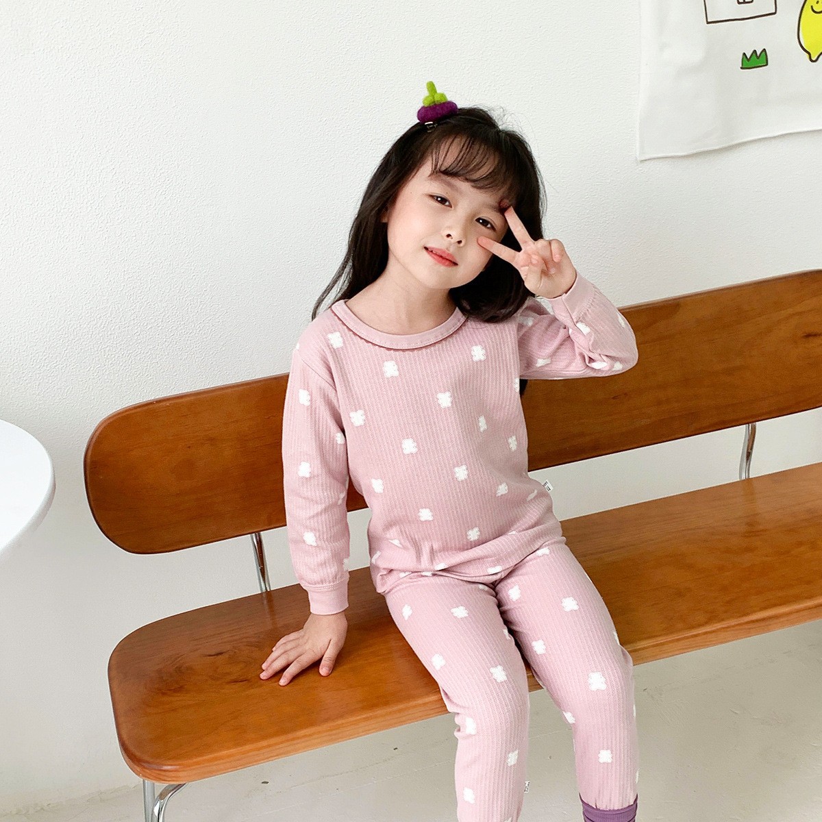 로우 칼라 래커 화이트 베어