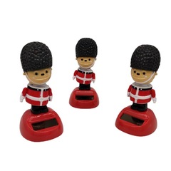 士兵太陽能自動搖擺太陽花 搖頭士兵車內裝飾品 汽車擺件辦公用品