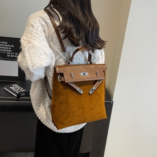 Autumn and winter versatile retro fashion casual large-capacity bag for women  new commuter backpack high-end large bag