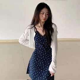 2026年夏季新款小个子辣妹碎花裙子两件套装吊带连衣裙子女装短裙