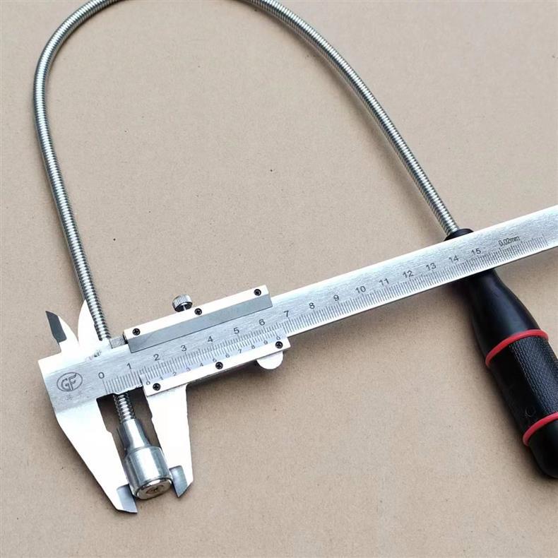 Strong magnetic rod suction rod suction rod suction rod magnet head engine oil pan oil tank water tank iron filings impurity iron absorption