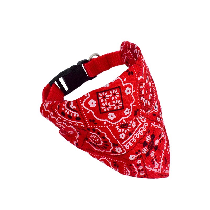 PET poliéster impreso triángulo bufanda pequeño perro maullido bufanda perro retráctil collar saliva toalla ventas directas de fábrica