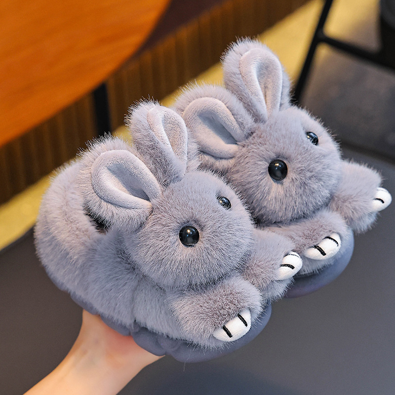 Otoño y invierno zapatillas de algodón para niños, niños y niñas, conejos de peluche calientes, padres e hijos, zapatos de algodón para niños pequeños y medianos.