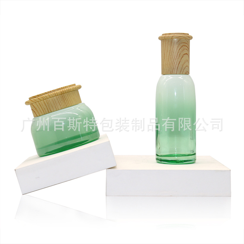佛山30克100ml高档按压绿色膏霜瓶子高级感水转印盖竹木头双层盖