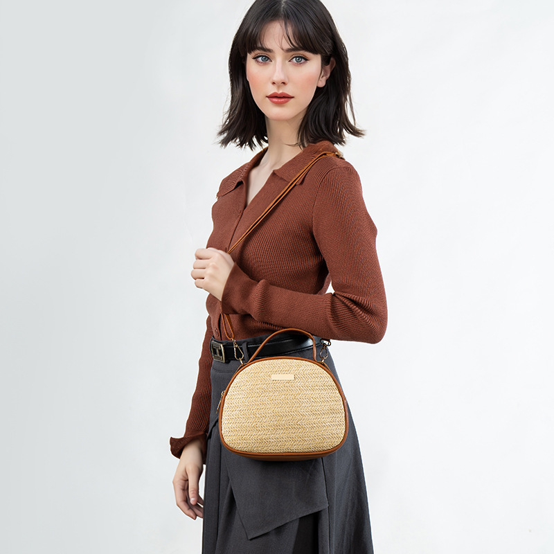 2025 bolsos de hombro de tejido semicircular bolsos de mujer frescos dulces bolsos de paja bolsos mochilas comercio exterior al por mayor