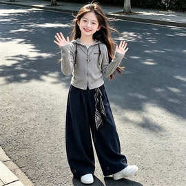 女童春秋款工装裤套装2026新款中大童连帽拉链打底衫丝带阔腿裤潮