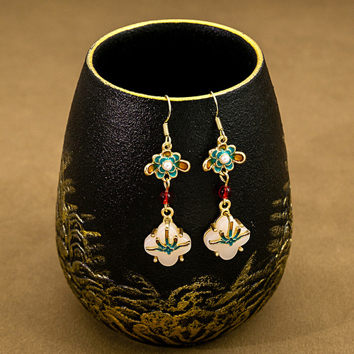 Modern Chinese style jade-like pendant earring with oil-dripping beads, modern Chinese style butterfly-shaped waterdrop fringe earring, simple Hanfu accessory for women