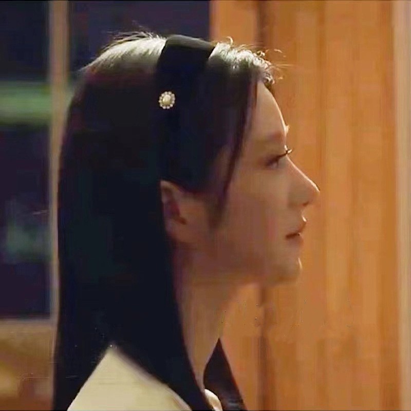 Estilo coreano de moda de terciopelo dorado diadema Eve Xu Ruizhi Perla Negro diadema alta Cráneo superior diadema ventas directas de la fábrica