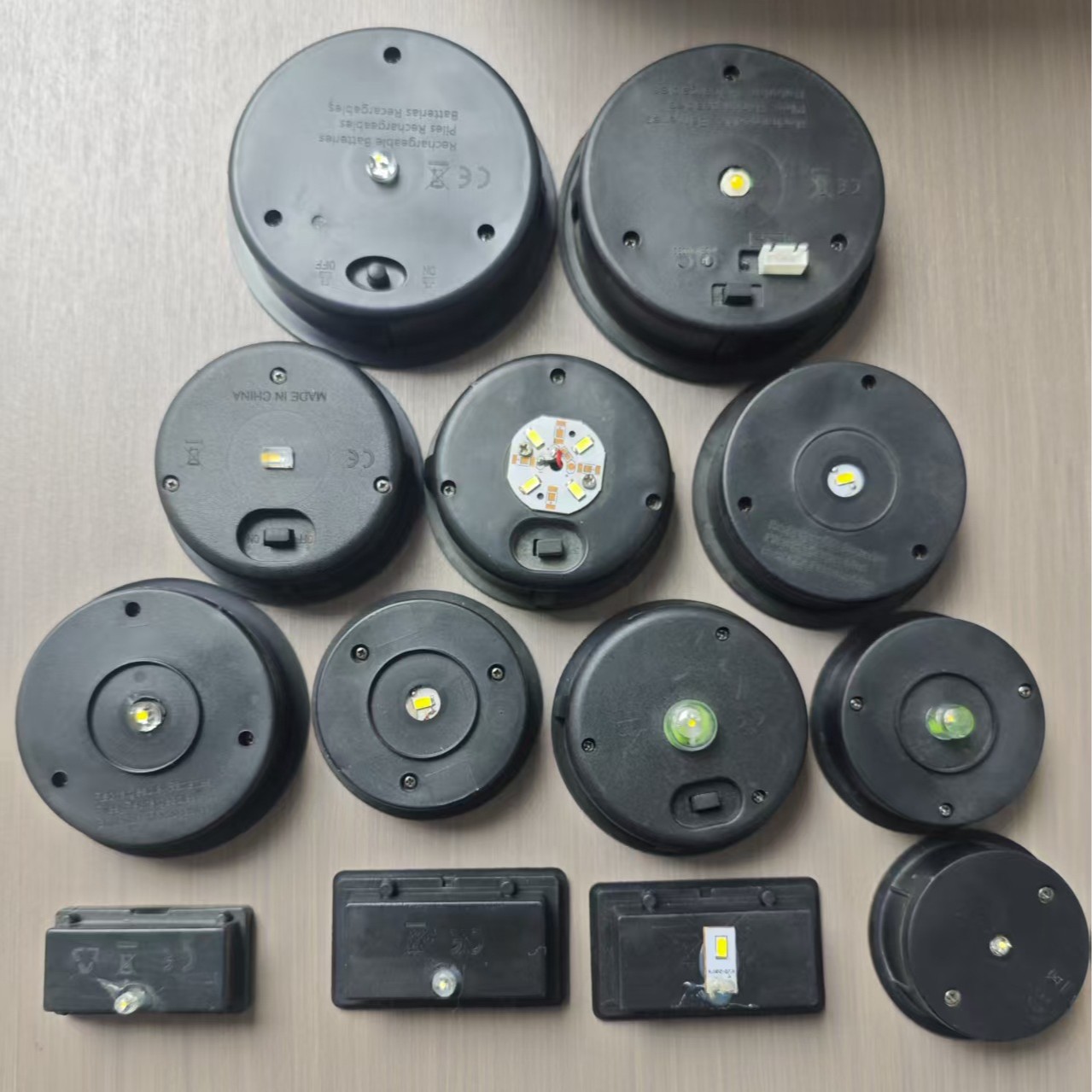 Cross-Border Solar Iron Battery Box Outdoor Plastic Cut Out Ceramic Led Digital Light Accessories Wholesale