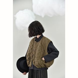 Three and Two texture sense niche original design contrast color loose autumn and winter Japanese retro cotton vest