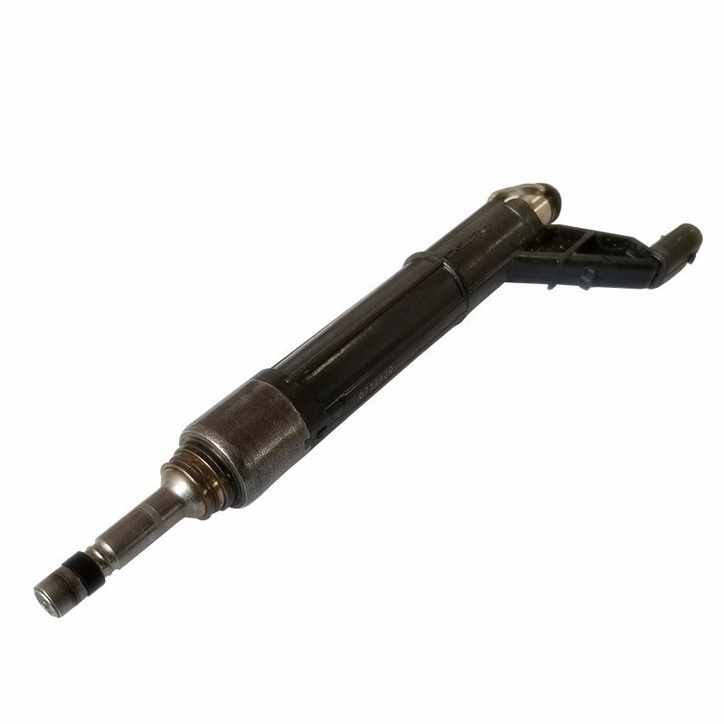 in stock A2820701000 166001525R fuel injector for 18-21 Mercedes-Benz