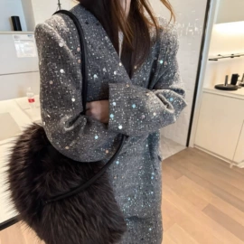 休闲裤;毛衣;半身裙