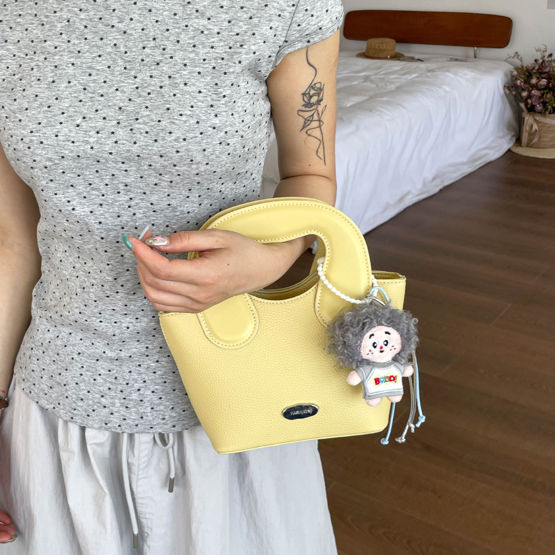 Transfronterizos Europa y América diaria sensación litchi mini bolso de mano nicho padres e hijos bolso de cubo de dopamina lindos mochila image 1