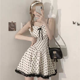 夏季新款甜心少女波点吊带裙蝴蝶结木耳边收腰显瘦蕾丝吊带连衣裙