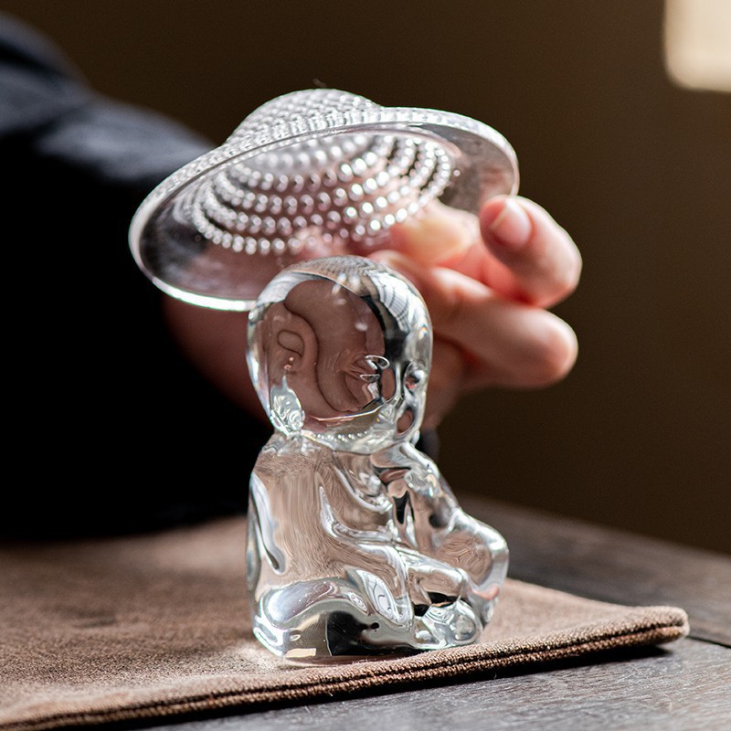 Vidrio monje colador de té Filtro de té artefacto integrado partición de té lindo té helado adornos para mascotas