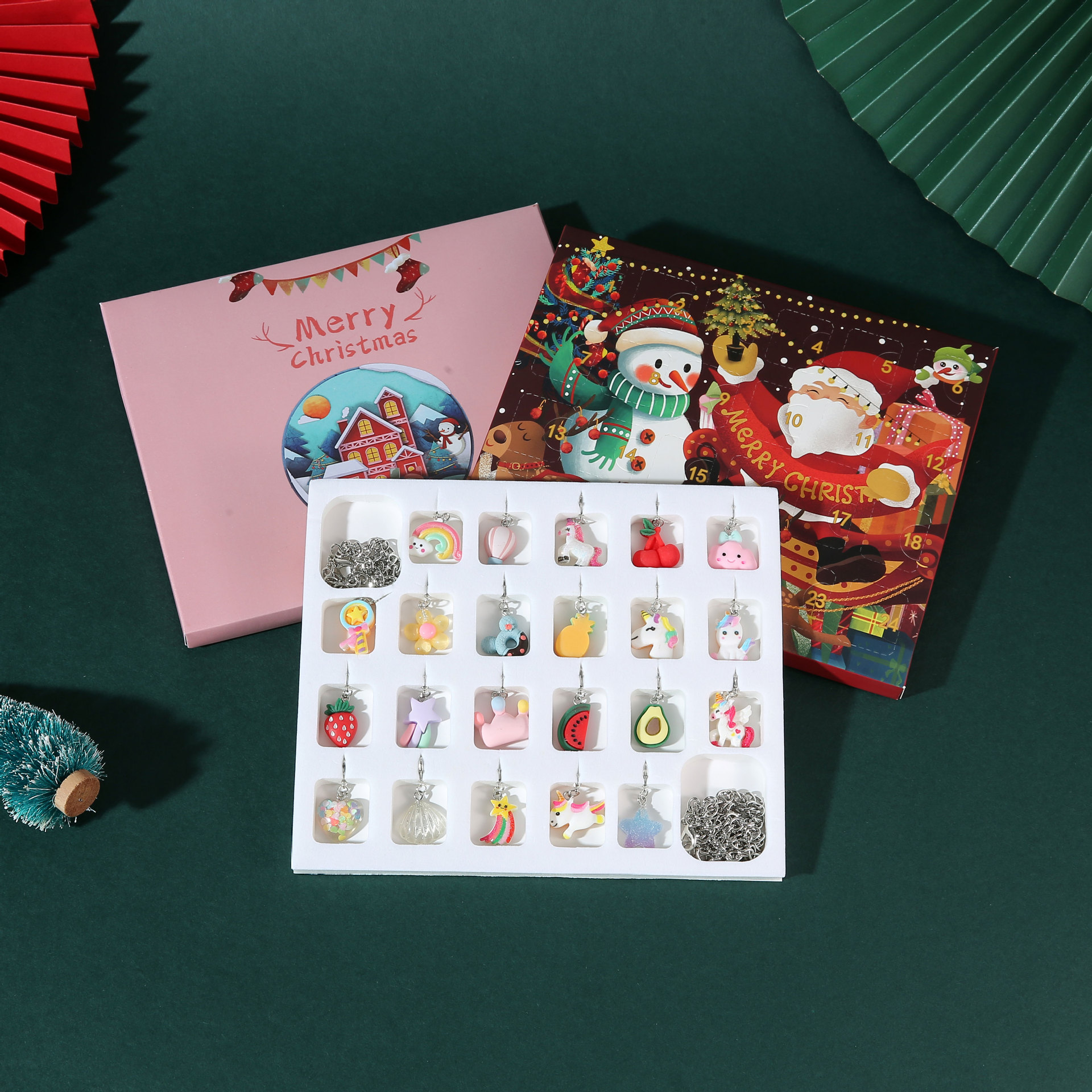Nueva Navidad niñas joyería regalo cuenta atrás calendario Adviento DIY pulsera ciega caja de dibujos animados unicornio caja de regalo