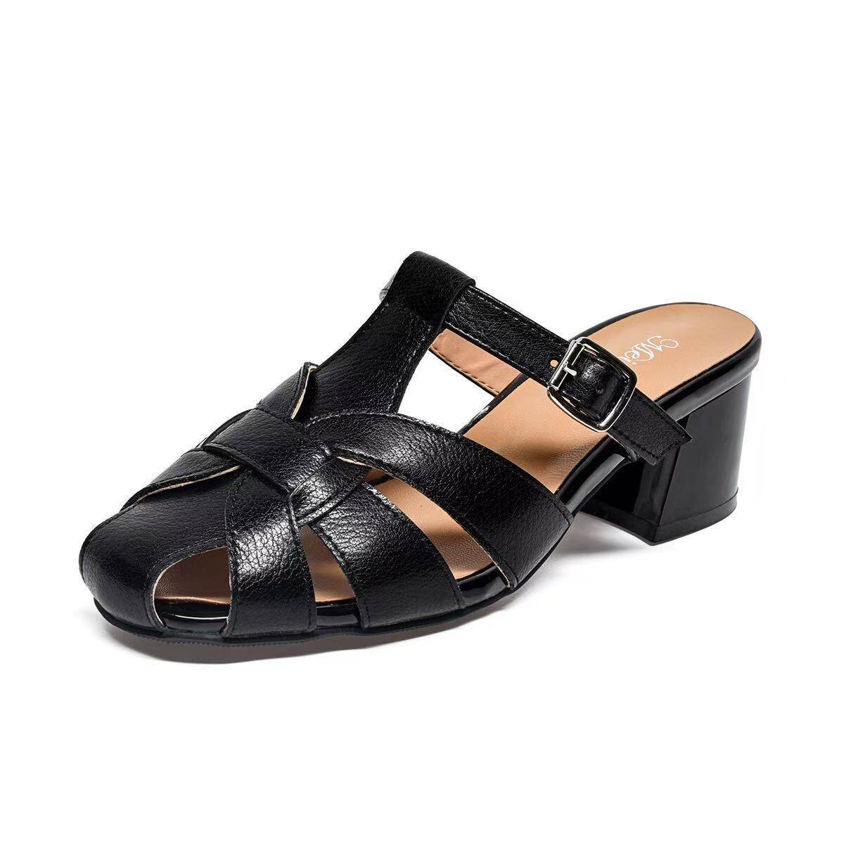 Dép sandal nữ da thật mũi kín gót thô đế thấp chống trượt — màu be