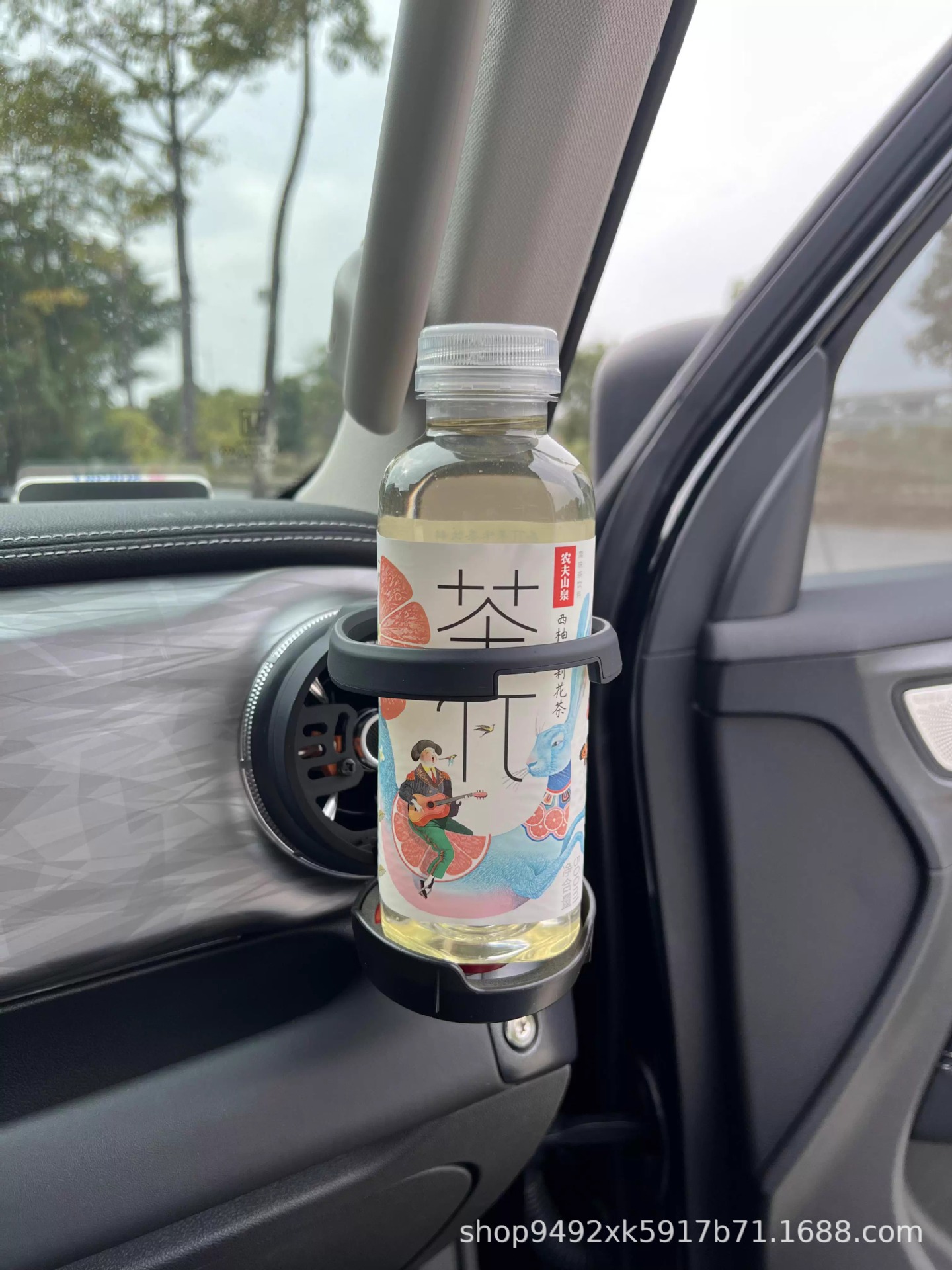 Cross-Border Wholesale Suitable for Tank 300 Water Cup Holder, Foldable Car Dashboard Air Conditioning Vent Modification