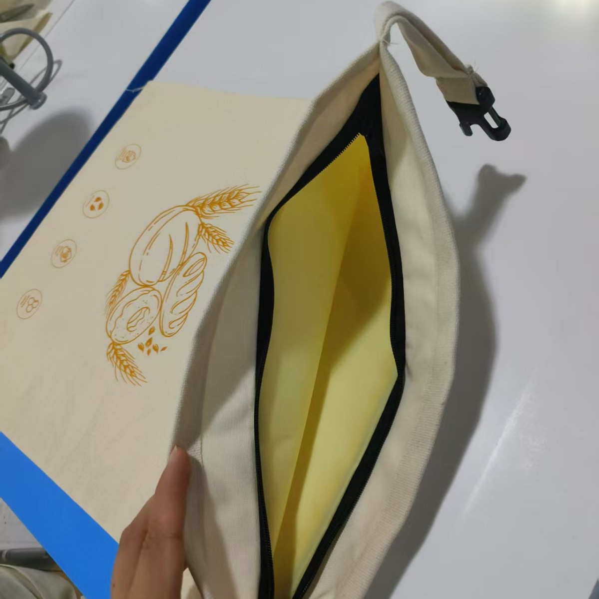 亚马逊热销蜂蜡面包袋外贸插跨境电商供应FDA食品级拉链双层收纳