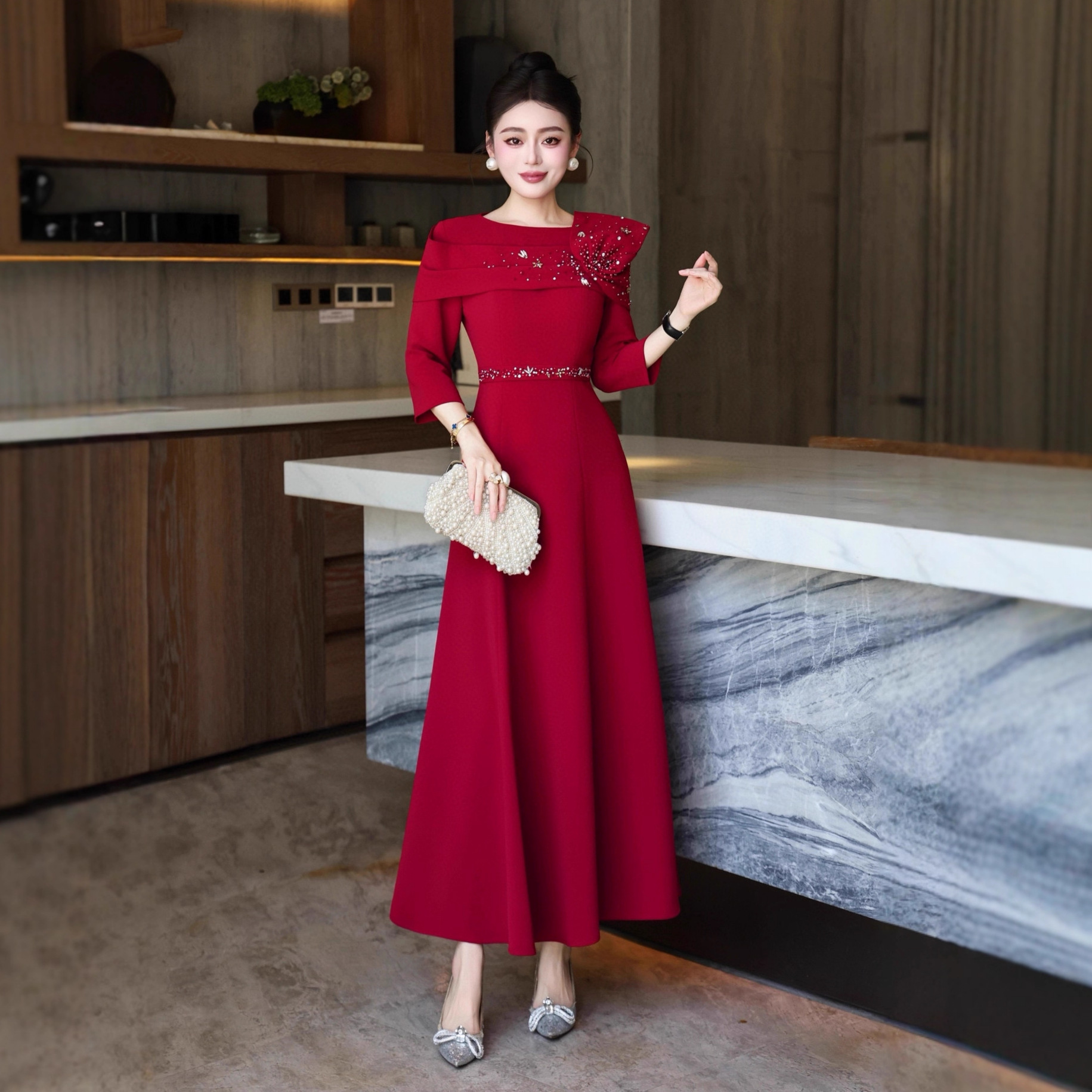 High-End Beaded Sequin Dress, Burgundy Long Banquet Dress, Waist-Cinching Sparkling Diamond Bridal Toast Dress, Factory Direct Supply