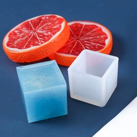 蛋糕模;喂养餐具;冰格