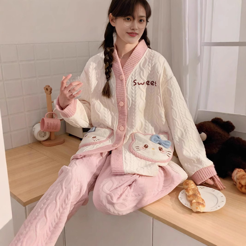 2024 interlayer air cotton moon clothing autumn and winter warm cute cartoon pregnant women to give birth nursing pajamas suit women