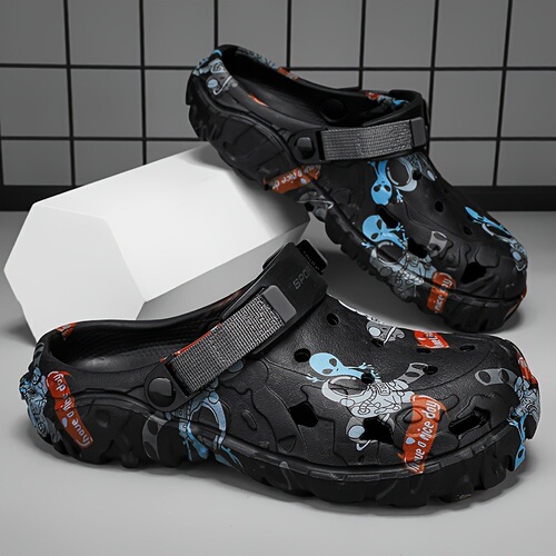 2026 New European and American Men's Spring and Summer Trend Wood Clogs.