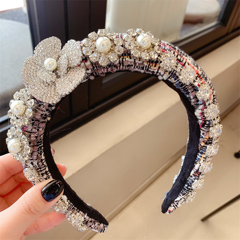 Vintage Chanel Style White Rhinestone Rose Flower Hair Band Women's Sponge Thickened Hair Card Women's Wide-brimmed Gem Head Band