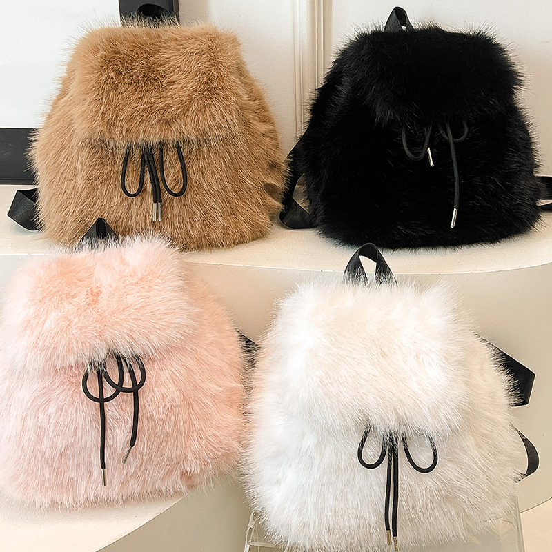 毛绒双肩包女大容量2025新款秋冬百搭双肩包高级感洋气质感毛绒包