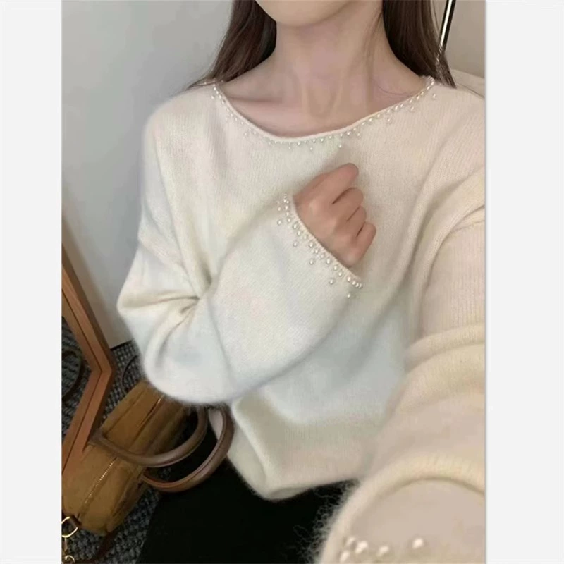 Корейский свитер с круглым вырезом