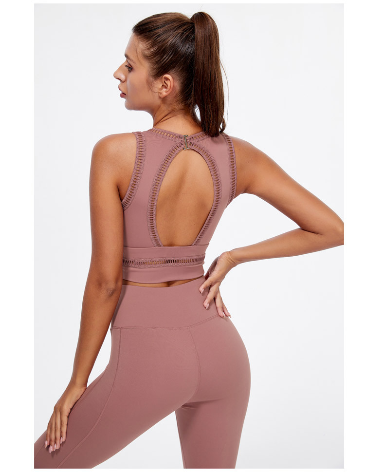 Conjunto de yoga de pantalones color melocotón de cintura alta con sujetador a prueba de golpes de color sólido NSRQF127034