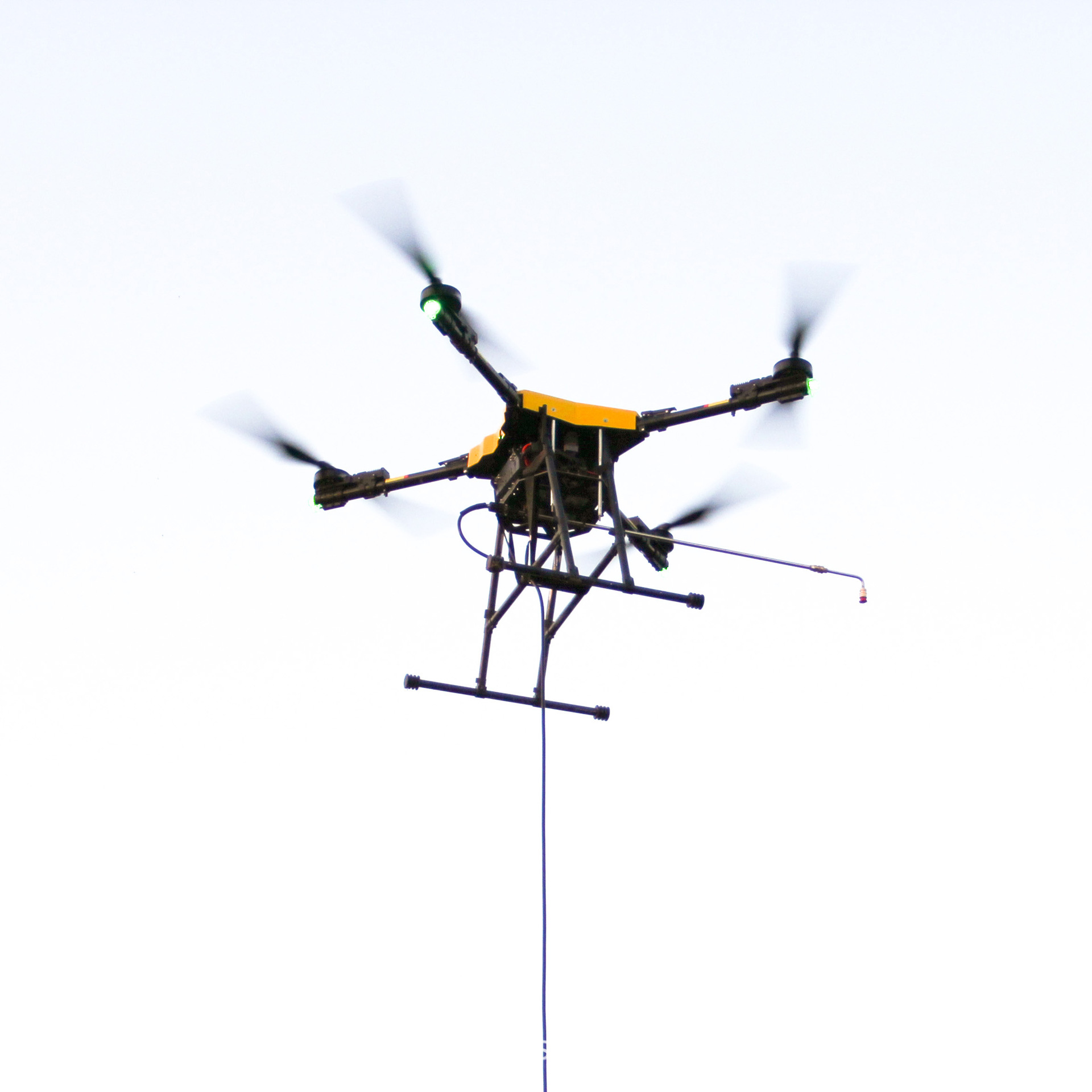 地面增压清洁无人机 (4).jpg