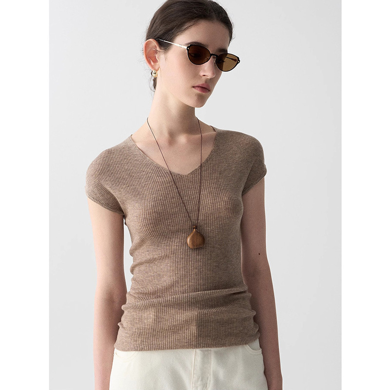 Shimadzu 18-pin seamless 80 chao thin water-soluble wool V-neck fly sleeve T-shirt women's 25 summer new