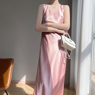 �߼��з�ʽv�I�̽���ᾄ������B��ȹŮʿ�ļ��¿�o�䱳���Lȹ