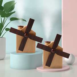 新款日韩复古小风车创意迷你桌面木头加湿器 木纹房子 USB香薰机