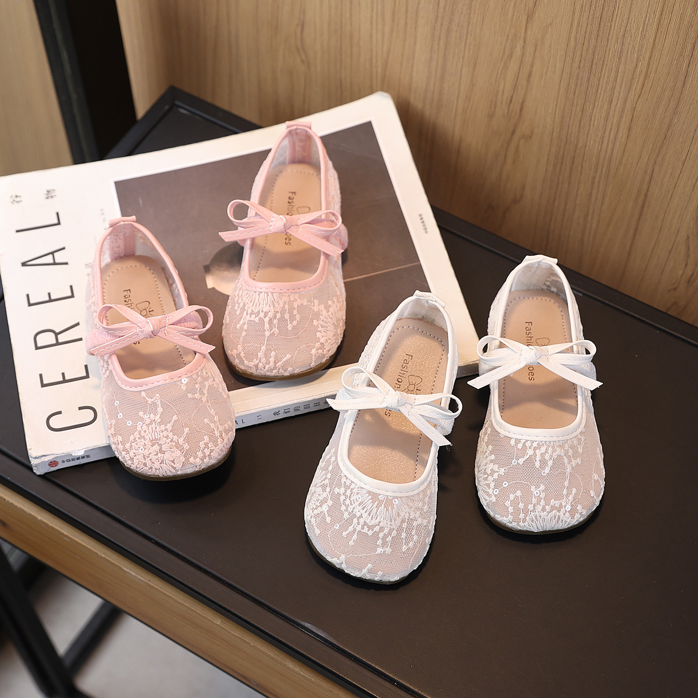 Girls' Mesh Sandals Spring and Summer New Sweet Flat Breathable Lace Korean Style Girls' Bow Shallow Mouth Mary Jane