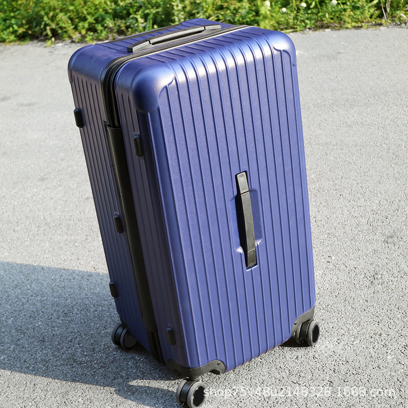 젖빛 다크 블루