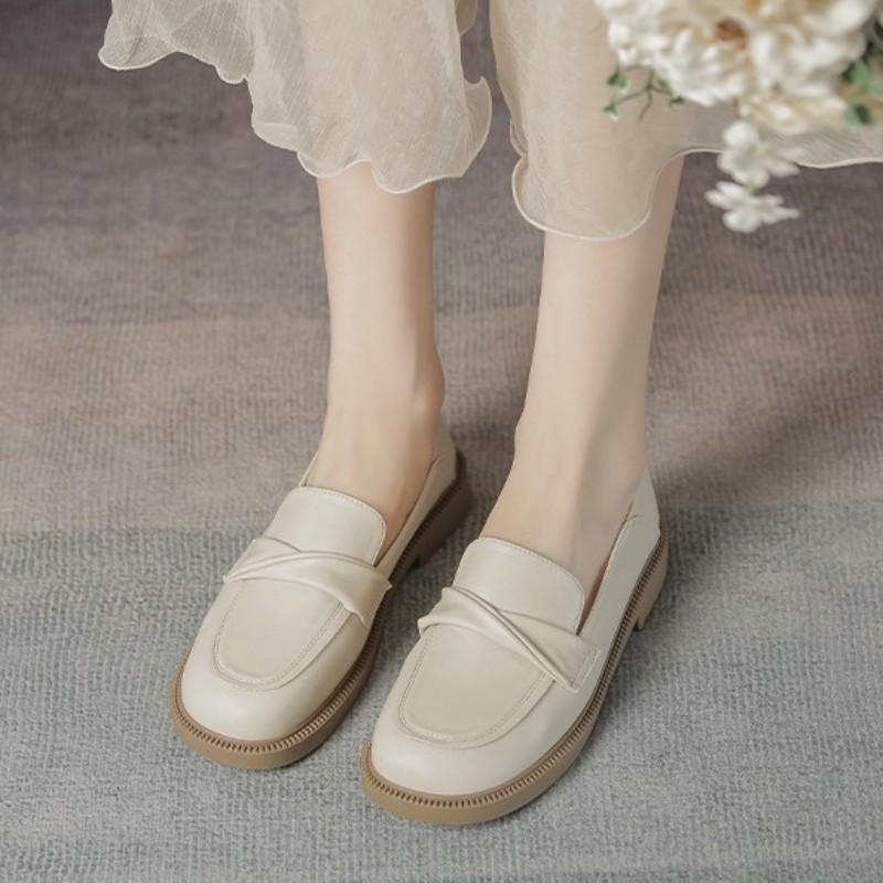 Zapatos de Lefour de cuero suave para mujeres 2026 nuevos zapatos de tacón bajo y plano de moda versátiles zapatos de cuero retrógrados británicos