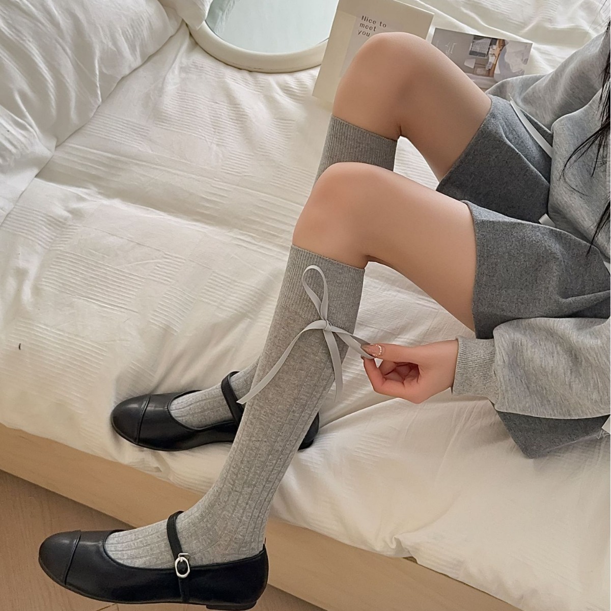 JK lange bein kinder handgemachte accessoires bogen und weiß einfache hohe rohr unabhängige verpackung waden socken kinder_voghion.com