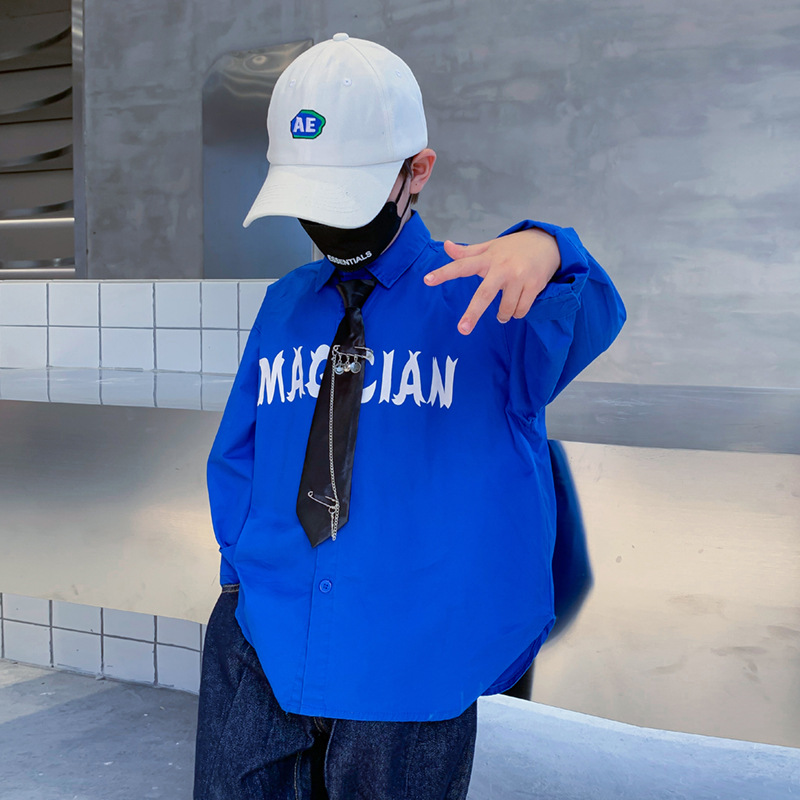 Camisa para niños de la marca de moda otoño nuevo estilo 2024 camisa para niños de estilo occidental coreano top para niños de mediana edad primavera y otoño manga larga