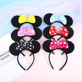 发箍;毛球;胸针