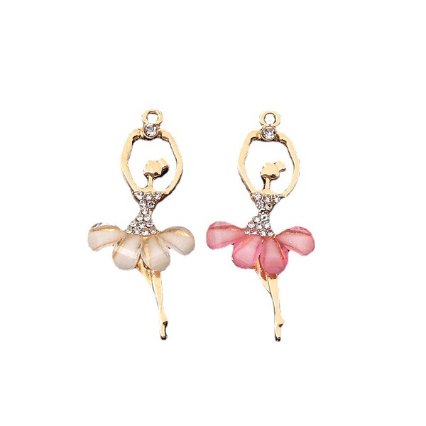 Dancing pendant