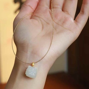 Jade Crafts Natural Xinjiang Hetian Jade Qinghai Material Sheep Fat Grade White Jade 18k Gold Lion suit Women's Necklace
