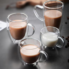 二重グラス透明創意コップは熱帯を隔ててコーヒーカップ家庭用牛乳カップジュースを耳にかけるコーヒーカップです。