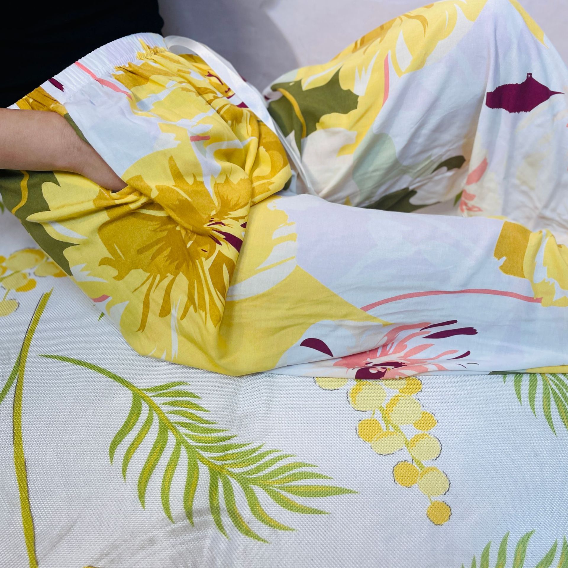 실크 발목 바지-손으로 그린 큰 꽃 (더블 포켓)