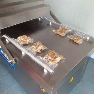 食品包装封口设备 平台式自动摆盖真空包装机 封口机全自动