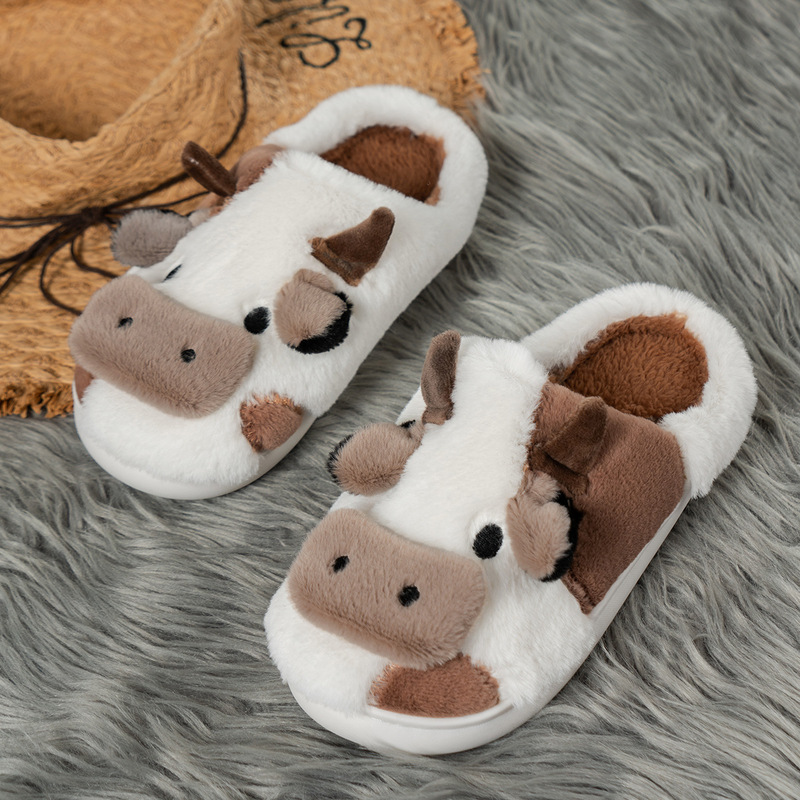 2024 autumn and winter new foreign trade plus size ladies thick-soles cotton slippers temu cartoon pattern cow