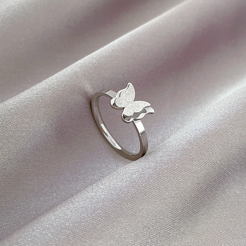 Minimalistische vlinder ring van titaniumstaal dames heren_voghion.com